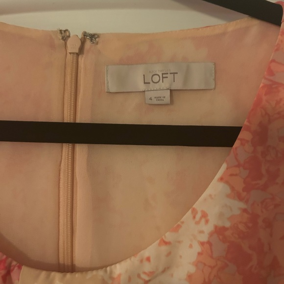 Loft Dress - Picture 3 of 3